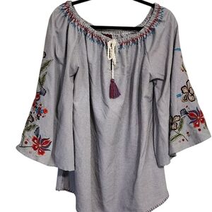 Avani Top L Gray White Gingham Embroidered Floral Flare Sleeve Western Boho